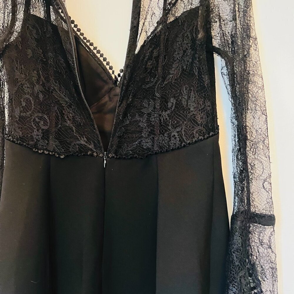 Nicholas Sheer Lace Bell Sleeve Cocktail Sheath Dress - Black - Size 6 - Picture 9 of 17